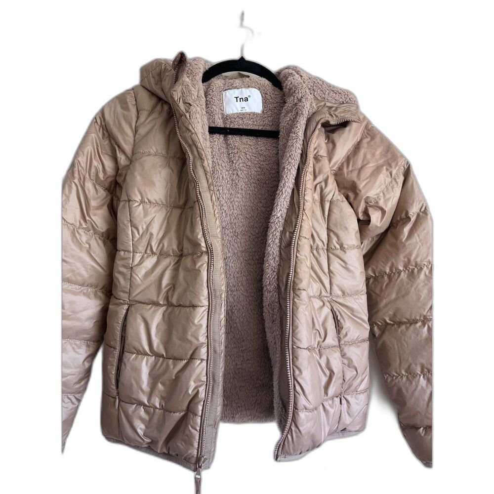 TNA Aritzia Little Fuzzy Puff Goose Down Sherpa Hooded Jacket Taupe XXS